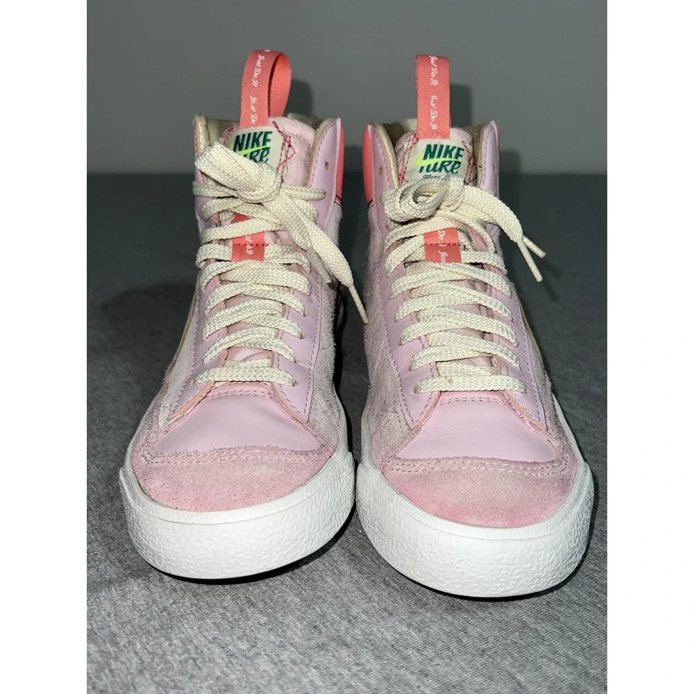 Nike Blazer Mid Shoes Youth Size 5.5Y Pink Coral Cream Suede Leather High Top